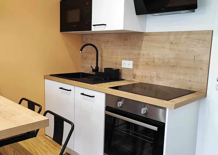 15, Proche Rue Pietonne Et * سان جان دي مونت